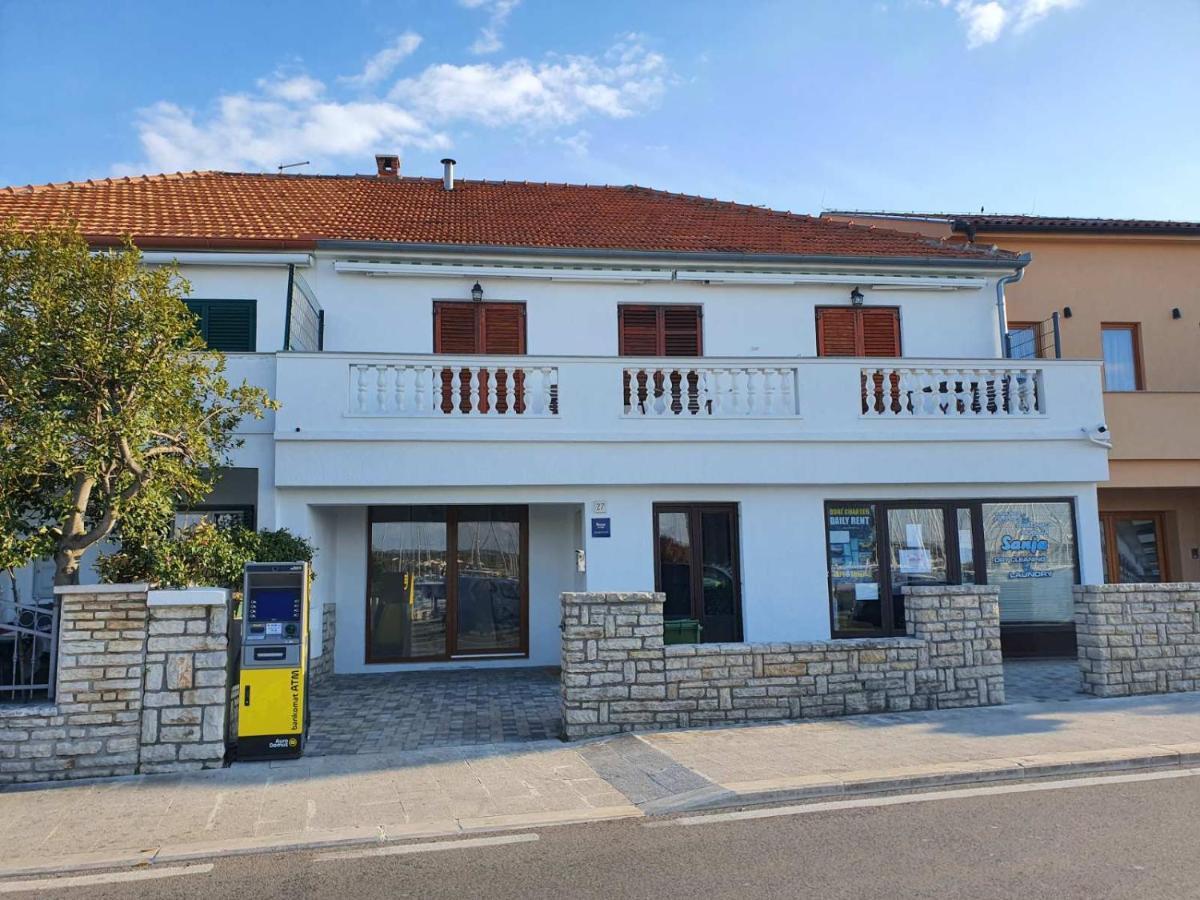 Room Novakovic Biograd Na Moru Ngoại thất bức ảnh
