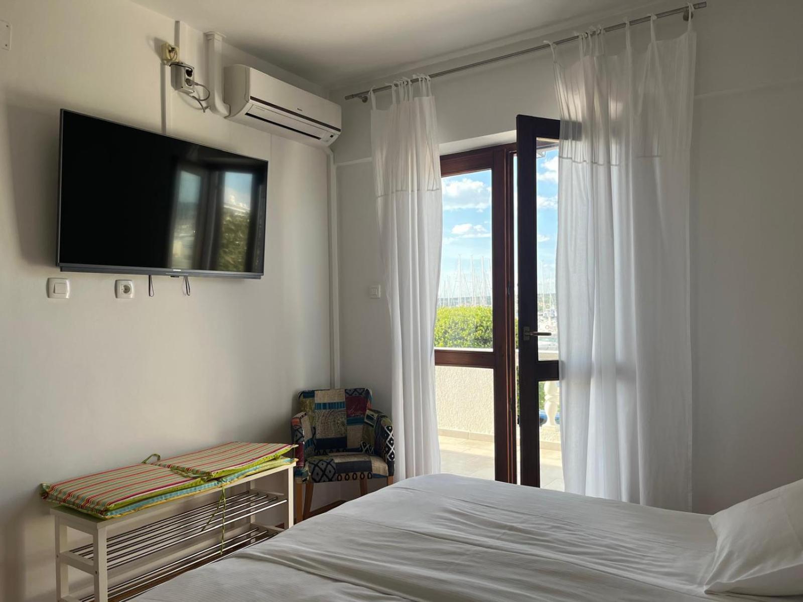 Room Novakovic Biograd Na Moru Ngoại thất bức ảnh