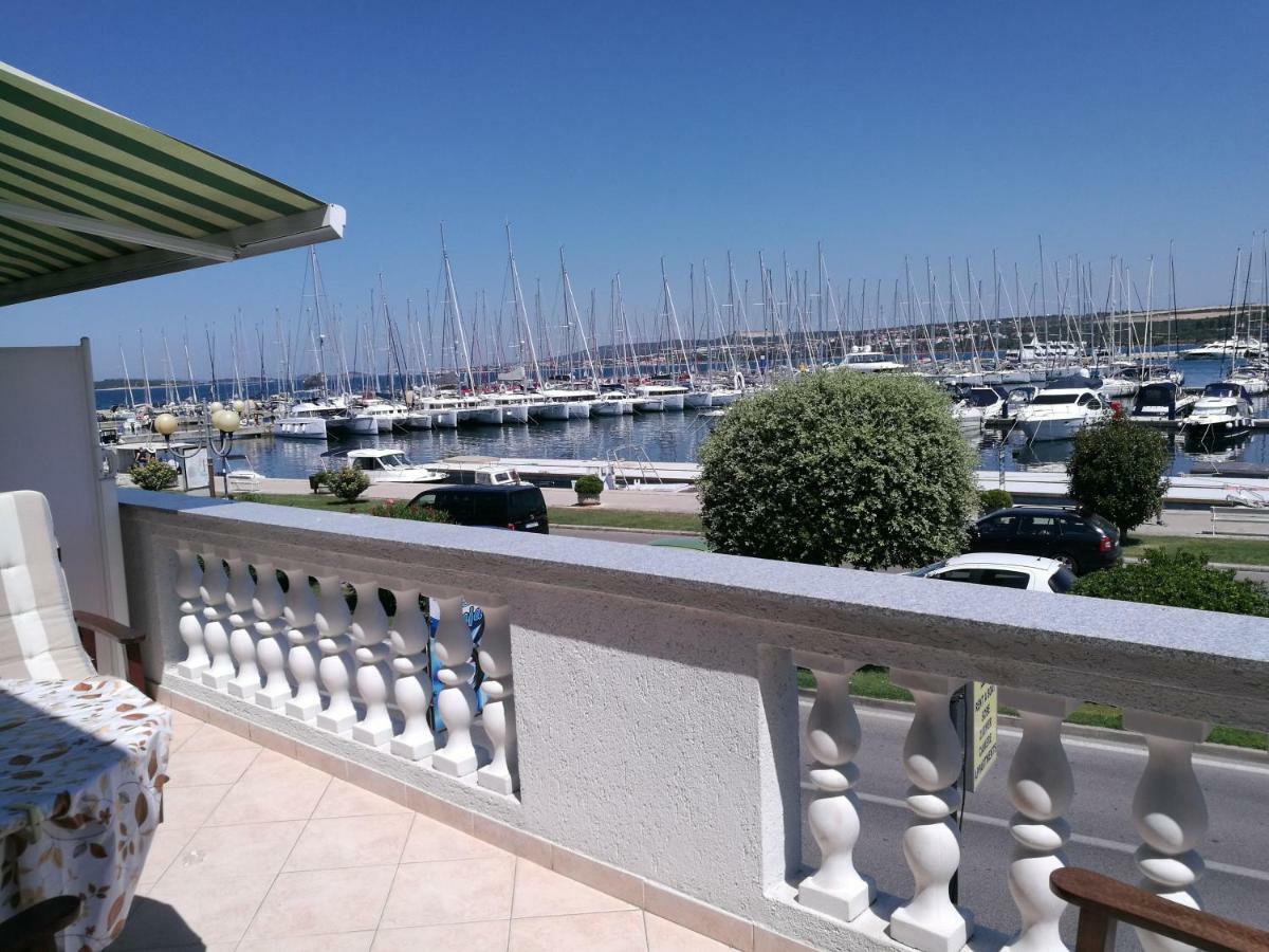 Room Novakovic Biograd Na Moru Ngoại thất bức ảnh